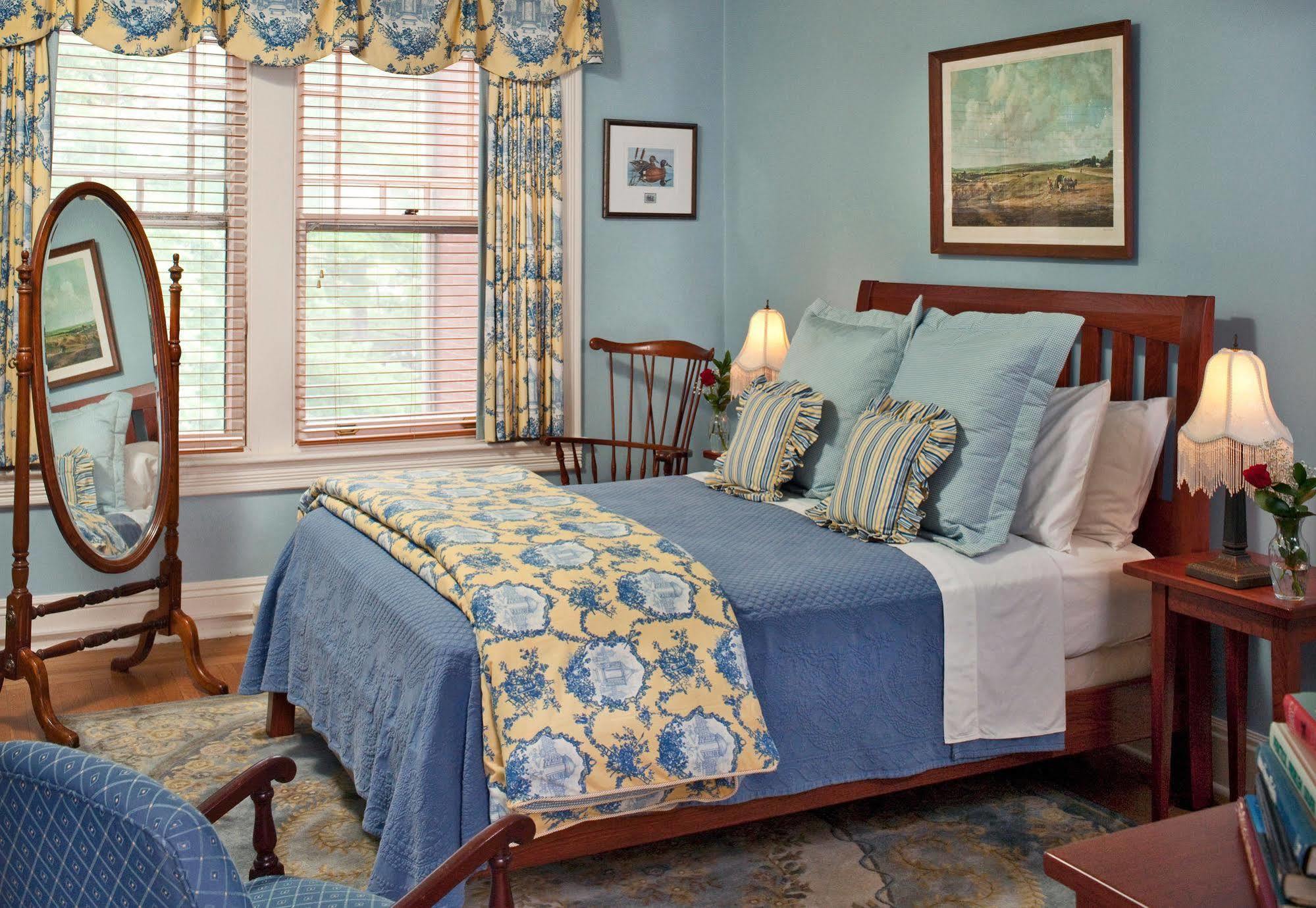 B.F. Hiestand House Bed & Breakfast Marietta Exterior photo