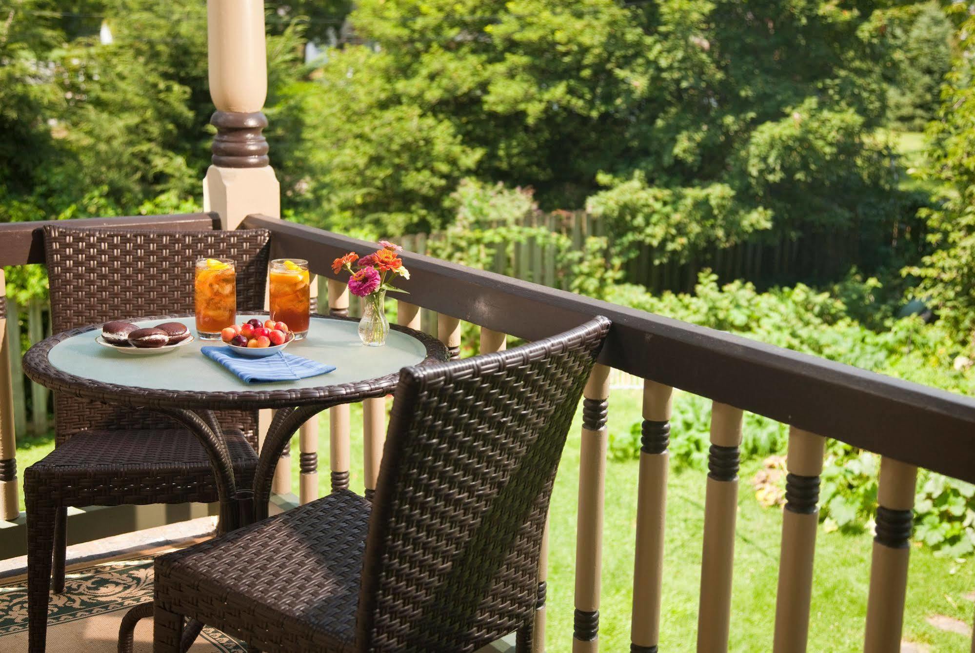 B.F. Hiestand House Bed & Breakfast Marietta Exterior photo